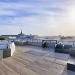 Superb Penthouse View With Terrace