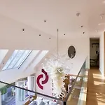 Superb Penthouse View With Terrace